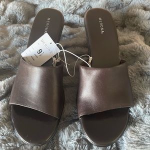 NWT Merona black wedge sandals
